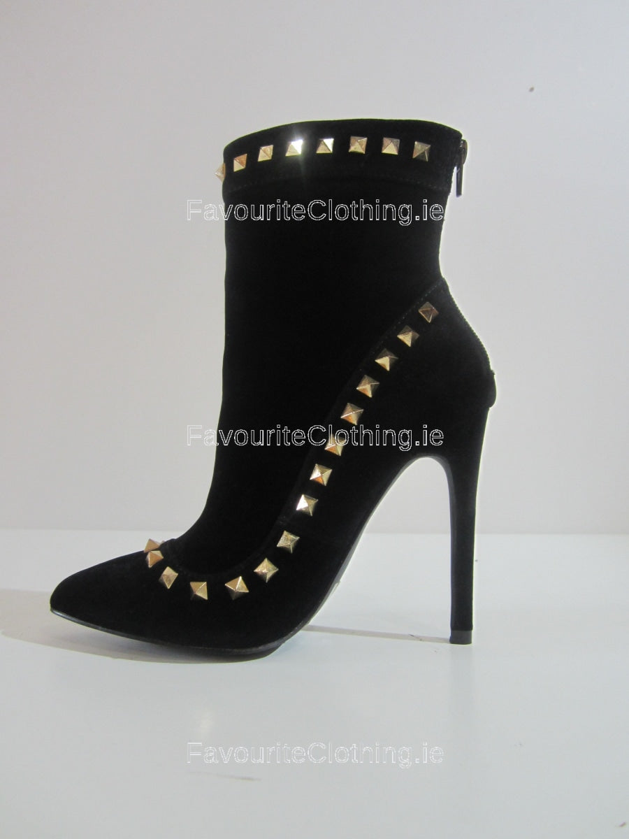 Black faux suede ankle 2025 boots